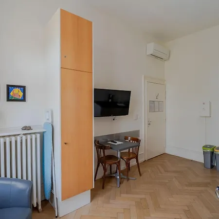 La De L'orangerie Apartmán